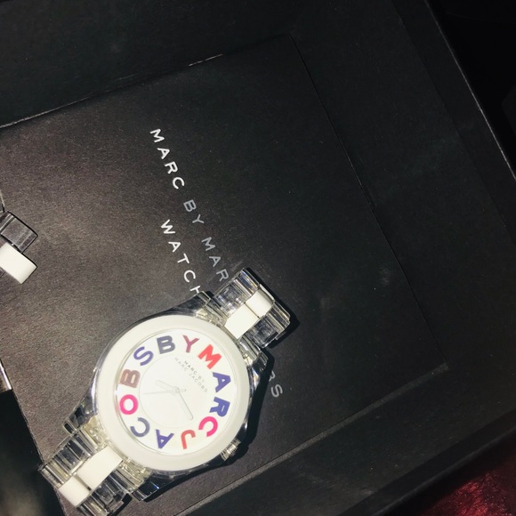 Marc Jacobs Watch - Picture 2 of 6